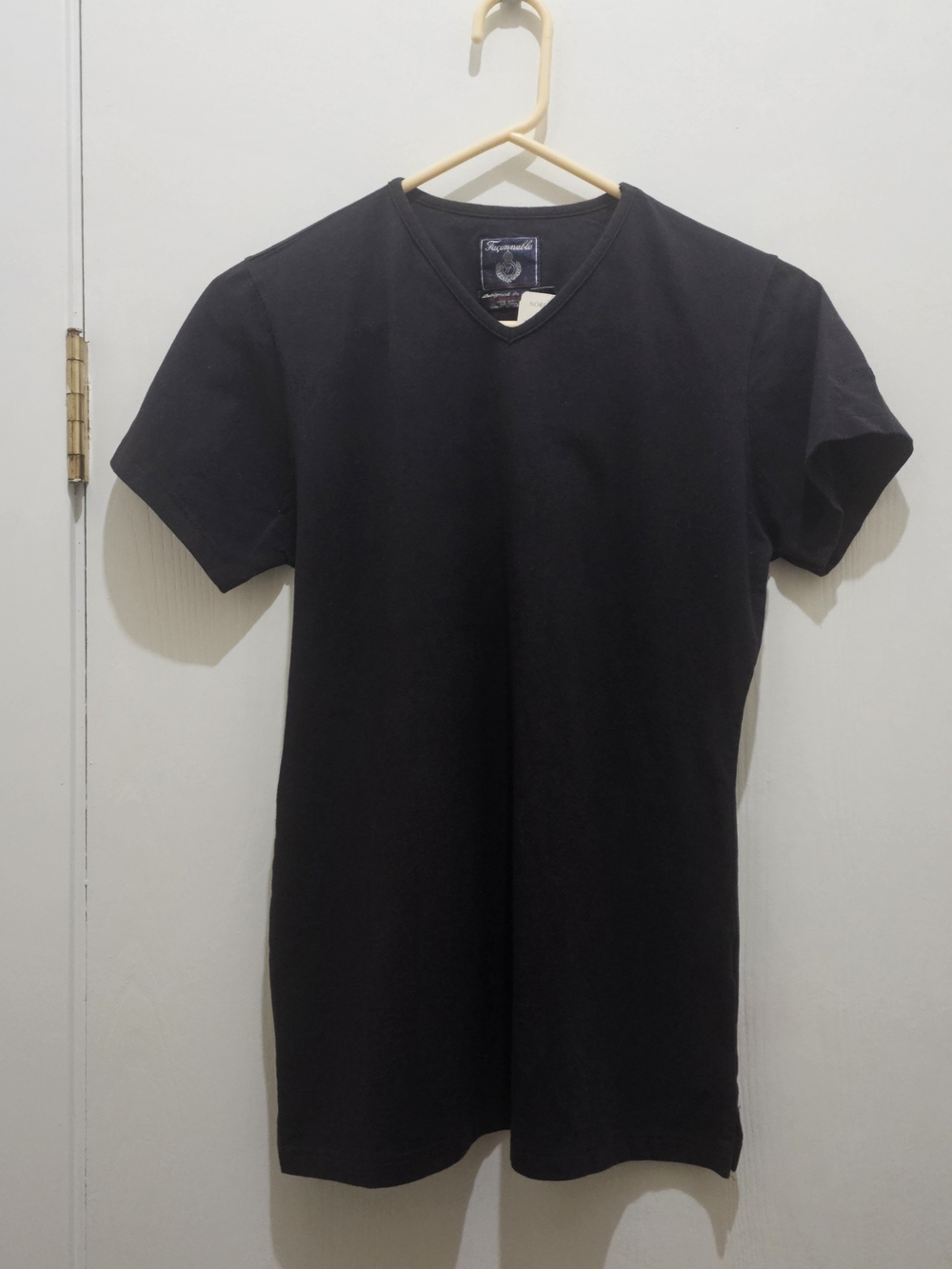 NWT Designer Faconnable Black Short-Sleeve V-Neck Tee